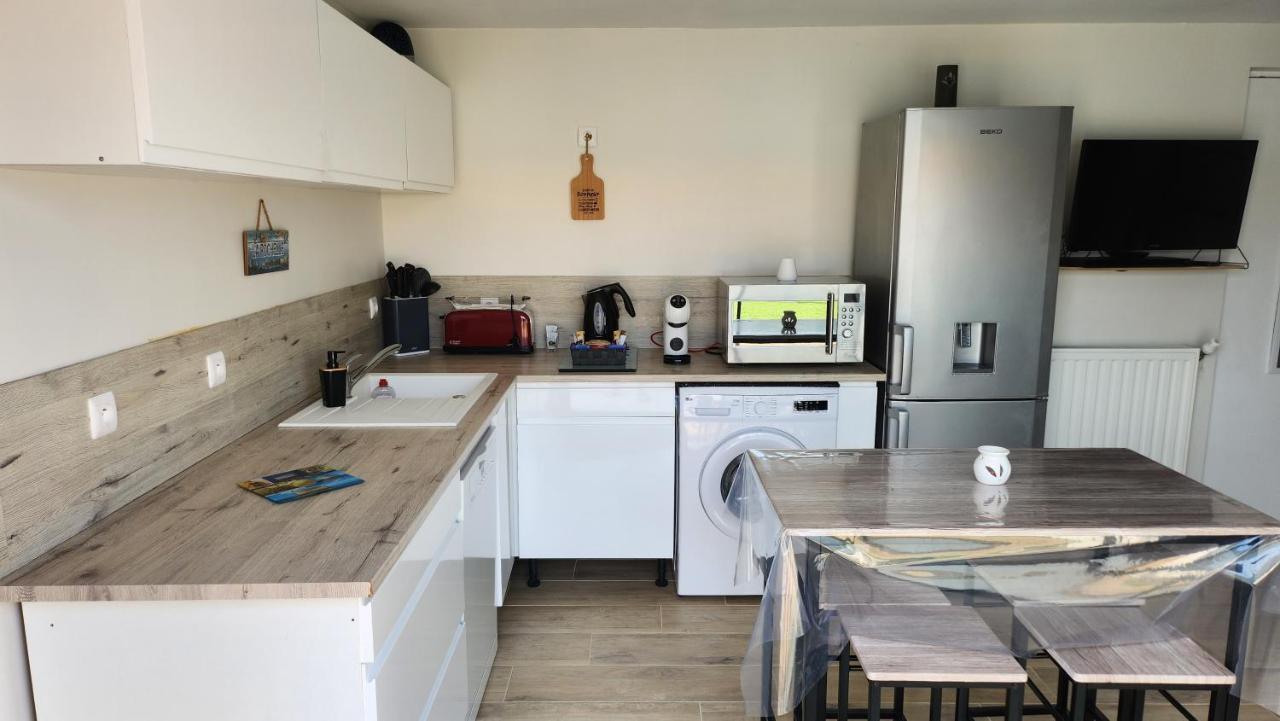 Studio 3 Personnes Avec Piscine Apartment Sainte-Soulle Luaran gambar